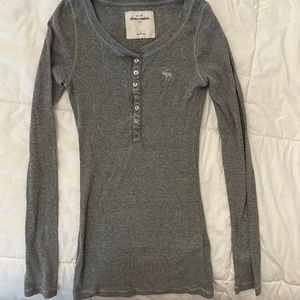 Abercrombie Kids Henley Size Small
